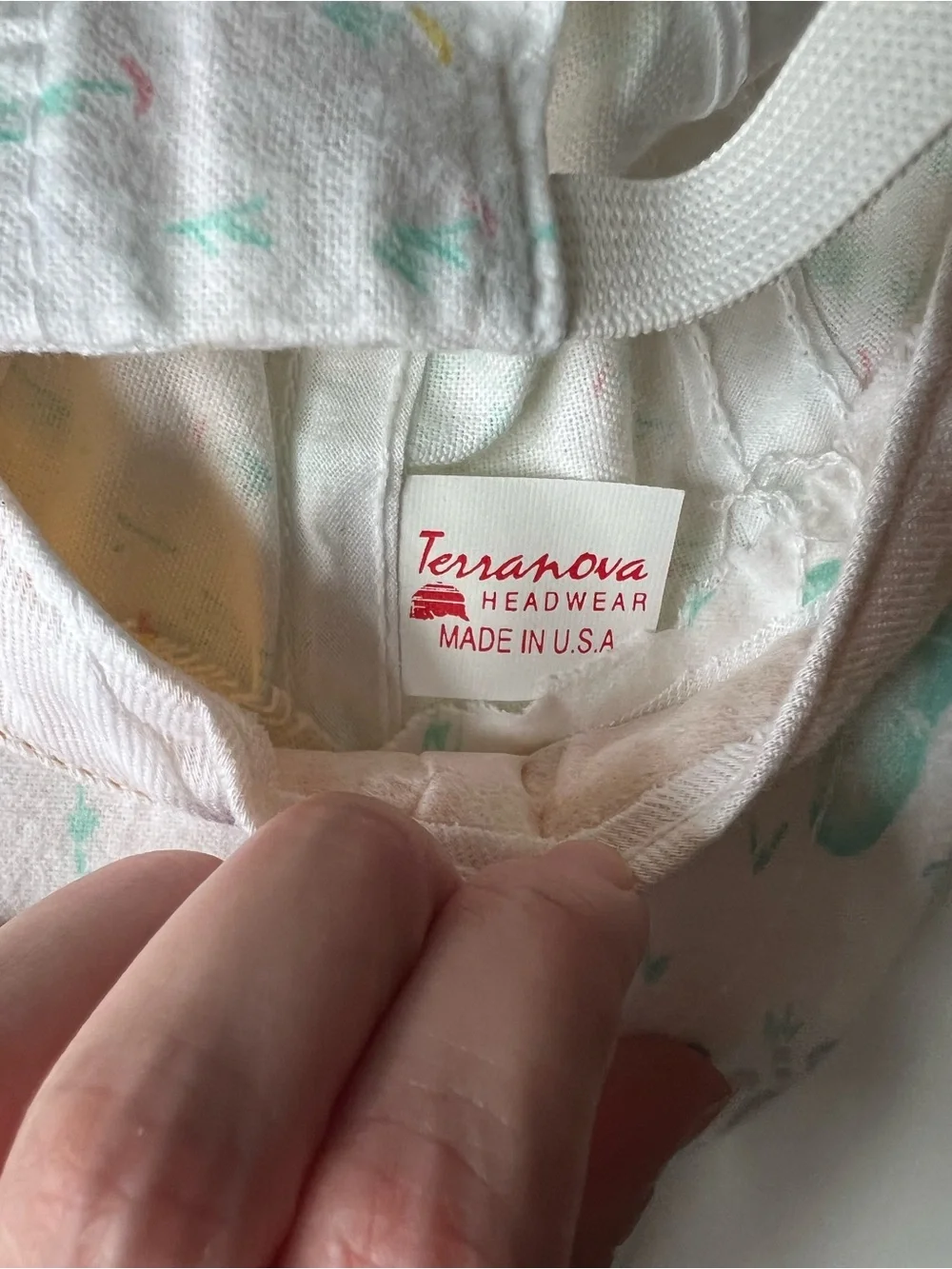 Vintage 80s/90s Baby Footprint Hat